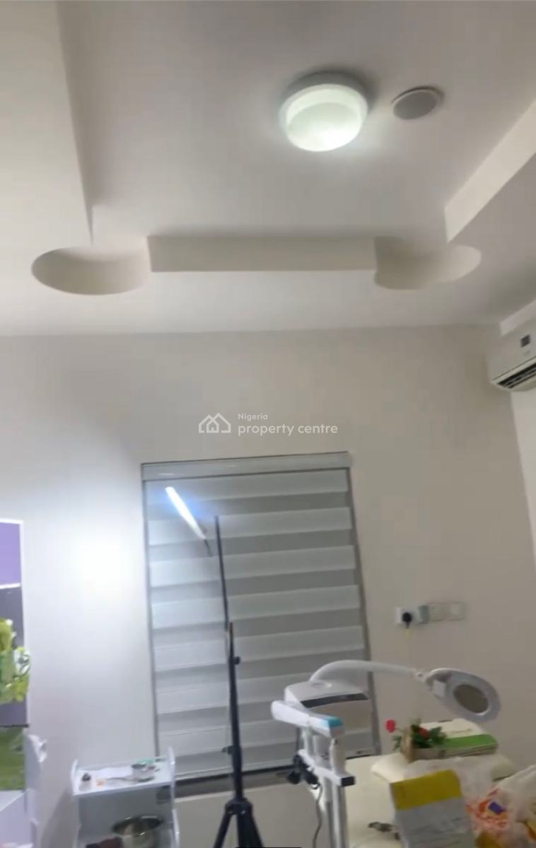 Well Fitted Self Contain with a Private Kitchen, Chevron, Lekki, Lagos, Self Contain (single Rooms) for Rent
