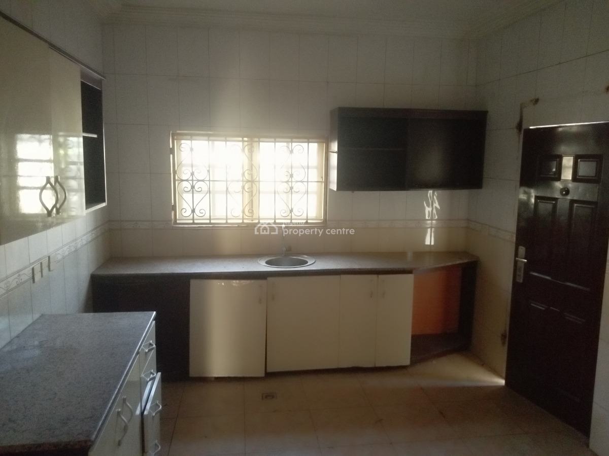 Nicely Finished 4 Bedroom Detached Duplex with 2 Bedroom Bq, 2nd Avenue, Gwarinpa, Abuja, Detached Duplex for Rent