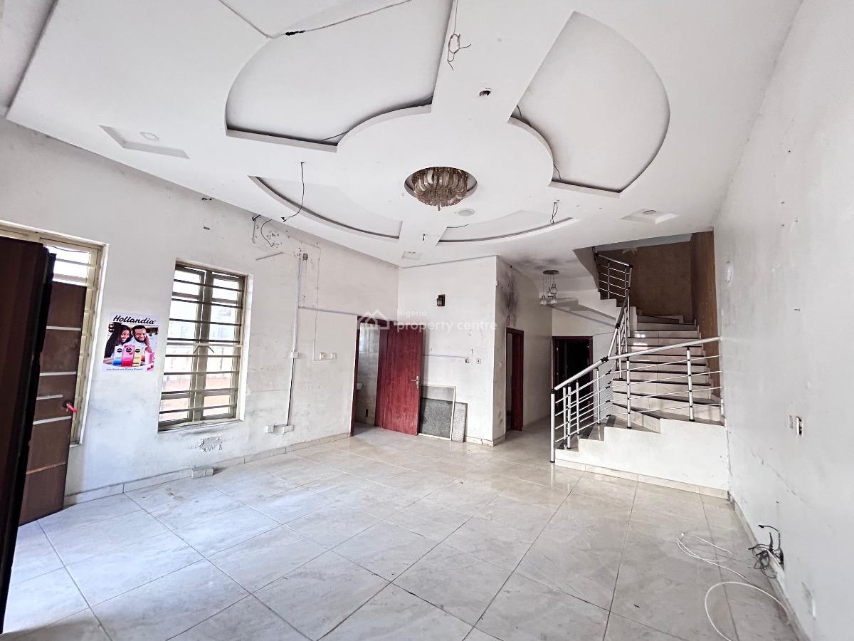 Strategically Located Four (4) Bedroom Semi-detached Duplex with a Bq, Agungi, Lekki, Lagos, Semi-detached Duplex for Rent