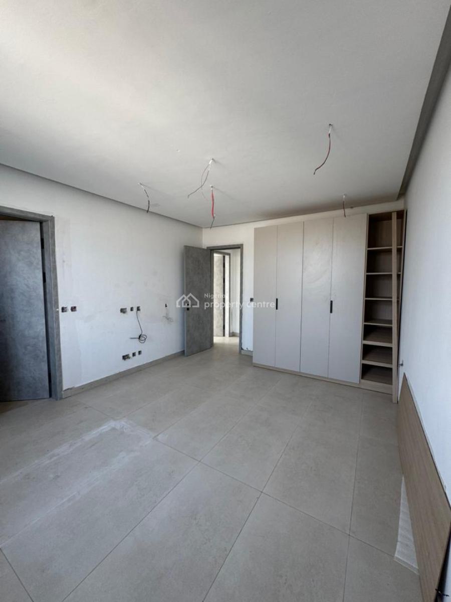 Spacious  3 Bedroom Apartment with Rooftop, Swimming Pool, Bq, Phase 1, Lekki, Lagos, Block of Flats for Sale
