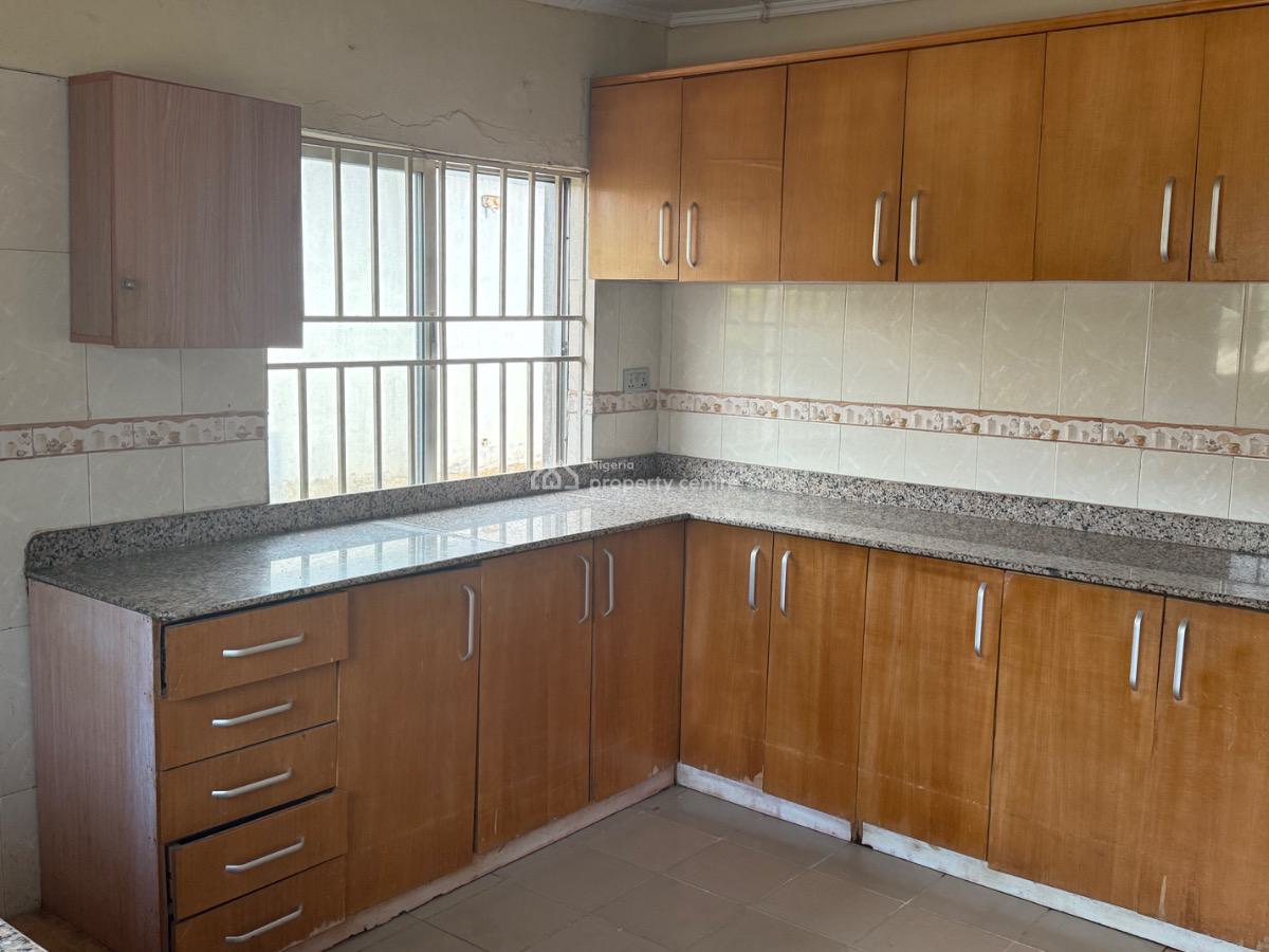 Spacious 3 Bedroom Bungalow with Bq with Spacious Garden, Updc, Ikate Elegushi, Lekki, Lagos, Semi-detached Bungalow for Rent