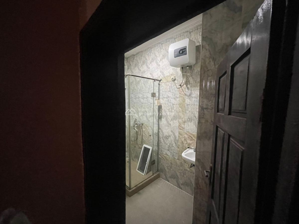 Newly Renovated 3-bedroom Flats in a Secure Estate, Chevron, Lekki, Lagos, Flat / Apartment for Rent