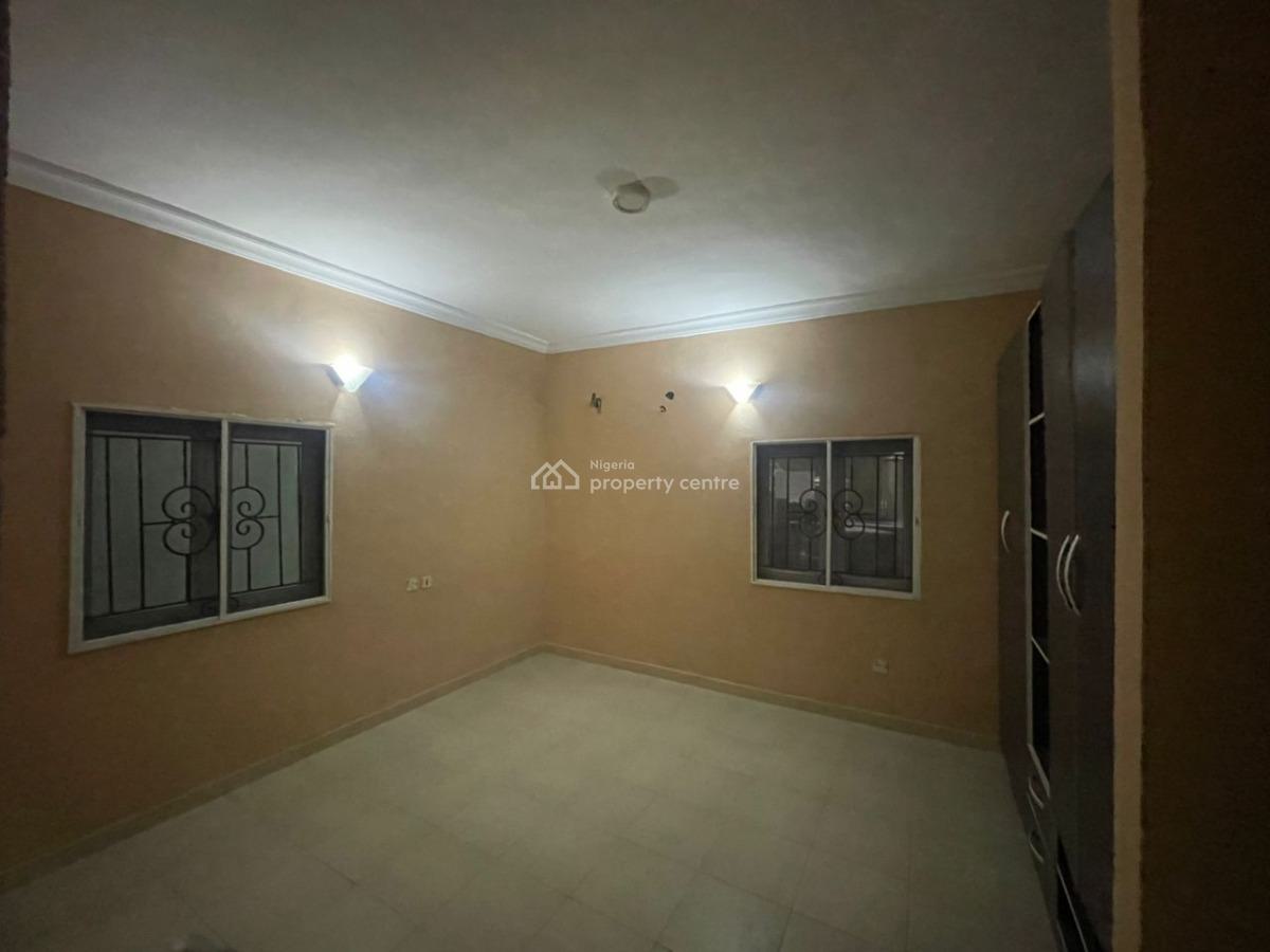 Newly Renovated 3-bedroom Flats in a Secure Estate, Chevron, Lekki, Lagos, Flat / Apartment for Rent