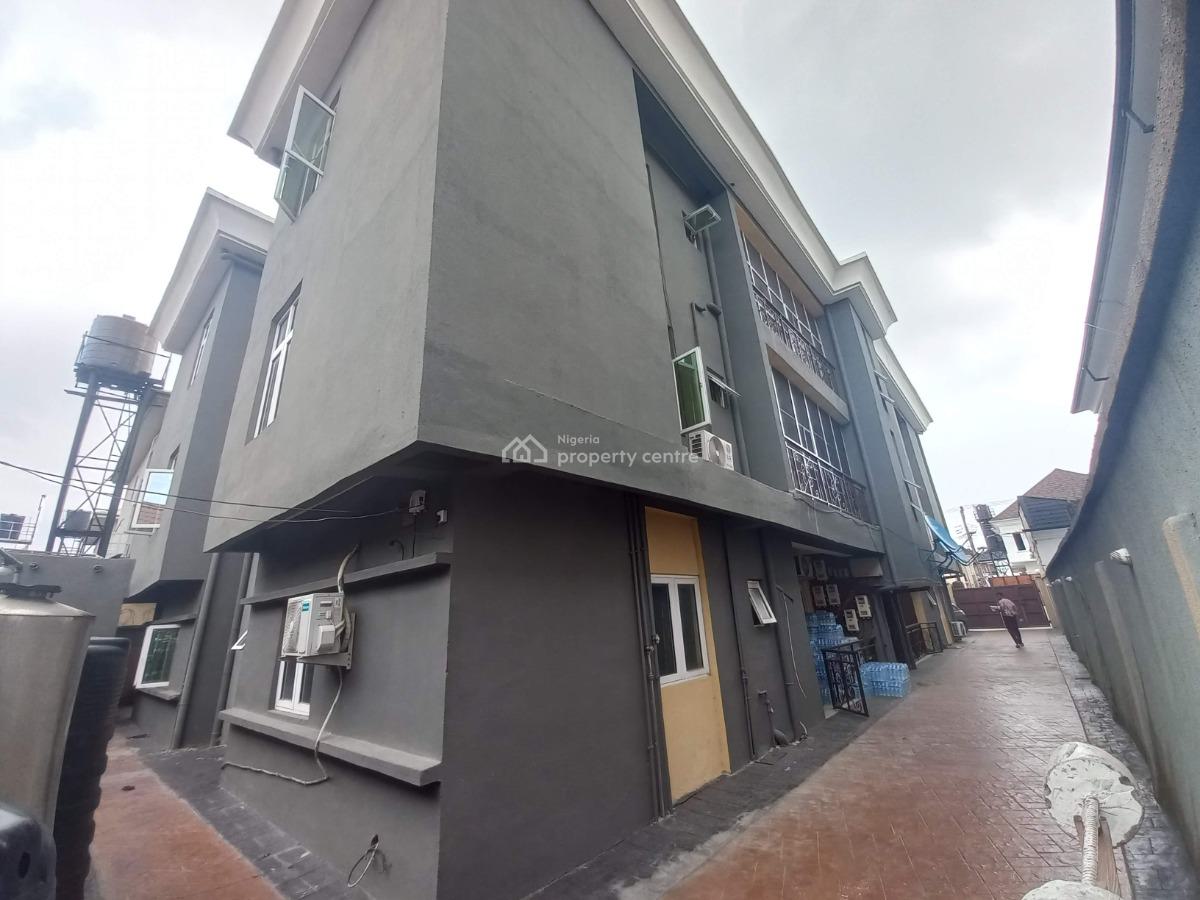 Newly Renovated 3-bedroom Flats in a Secure Estate, Chevron, Lekki, Lagos, Flat / Apartment for Rent