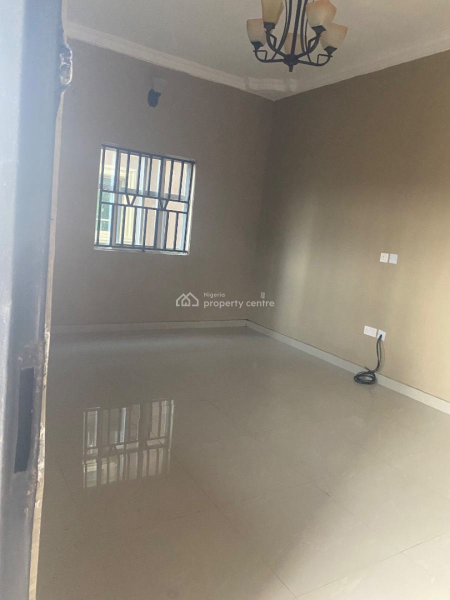 Neatly Used Standard 2bedroom, Pedro, Pedro, Gbagada, Lagos, Flat / Apartment for Rent