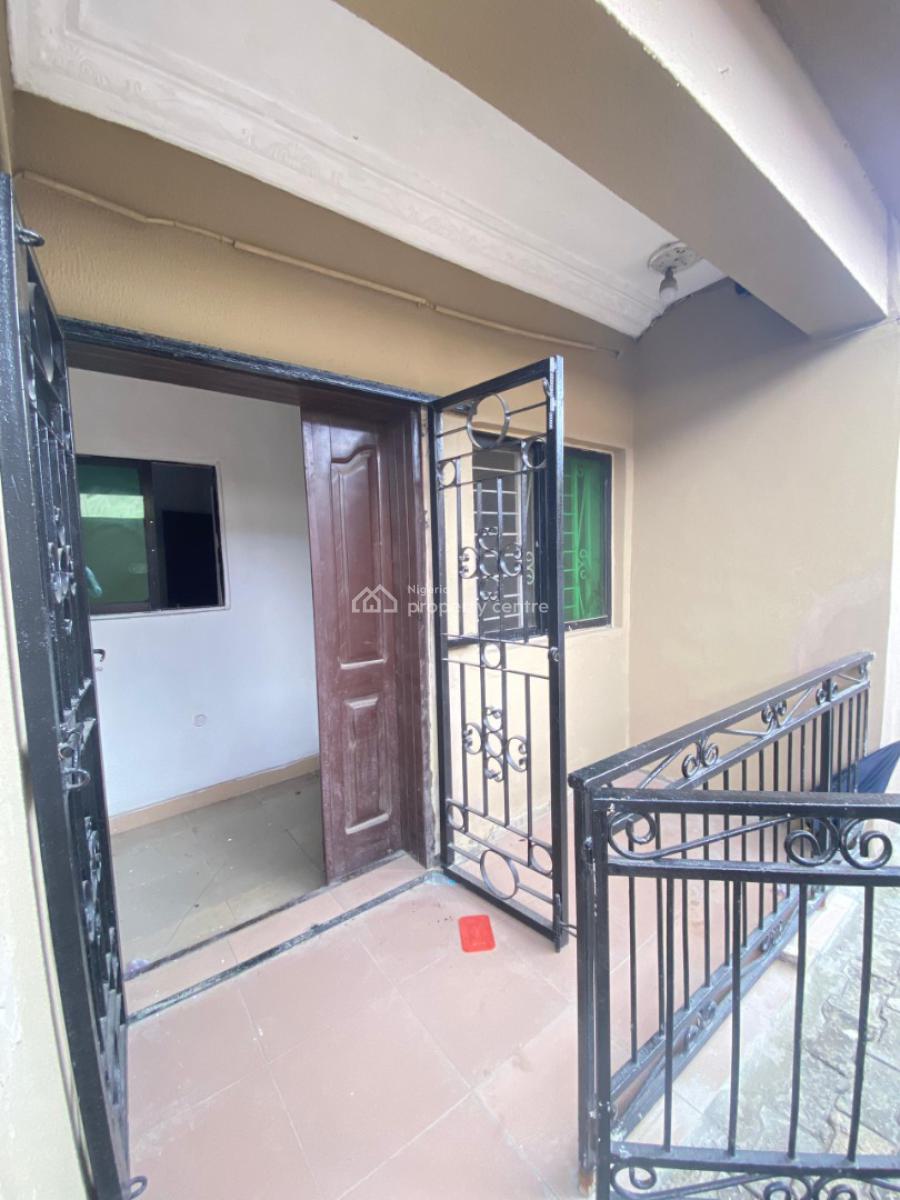 Sharp and Spacious Selfcon, Thomas Estate, Ajah, Lagos, Flat / Apartment for Rent