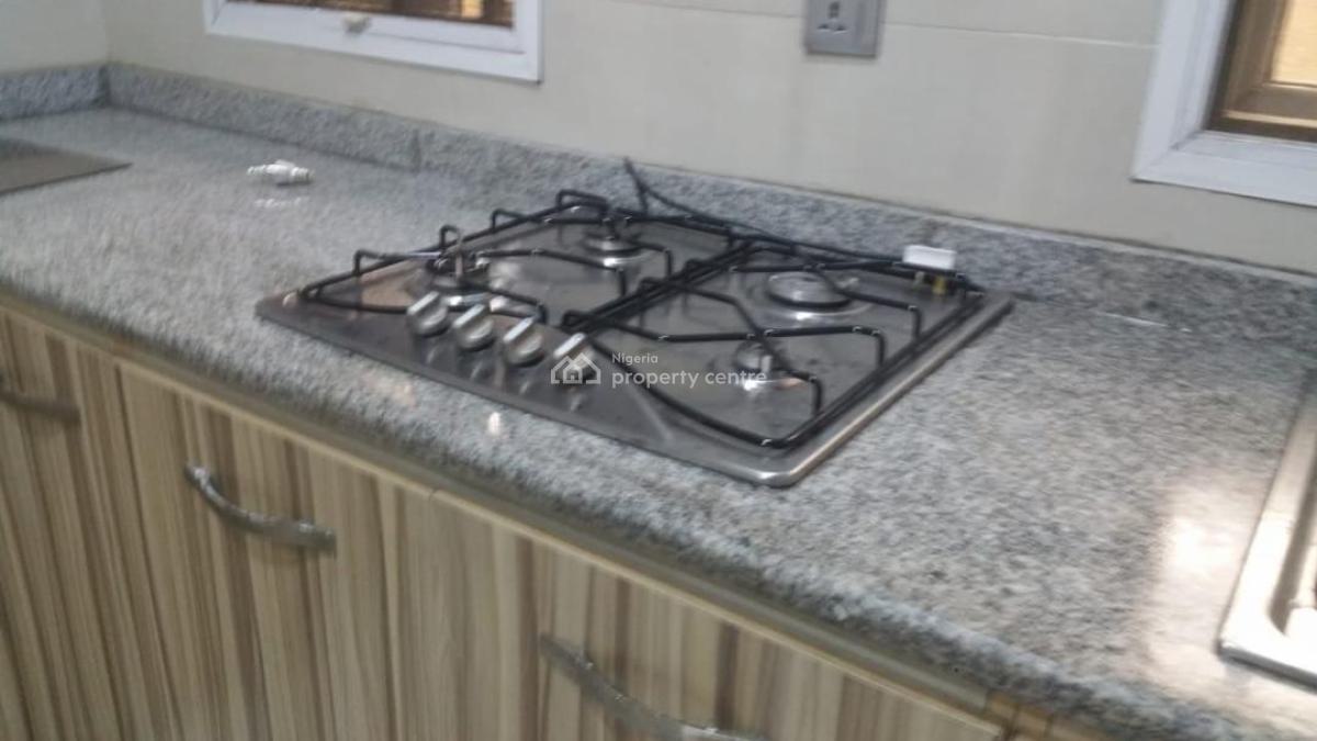 Luxury 3 Bedroom Flat with Excellent Facilities, Pinnacle Estate, Ogedengbe Road, Off Oduduwa Road, Apapa Gra, Apapa, Lagos, Flat / Apartment for Sale