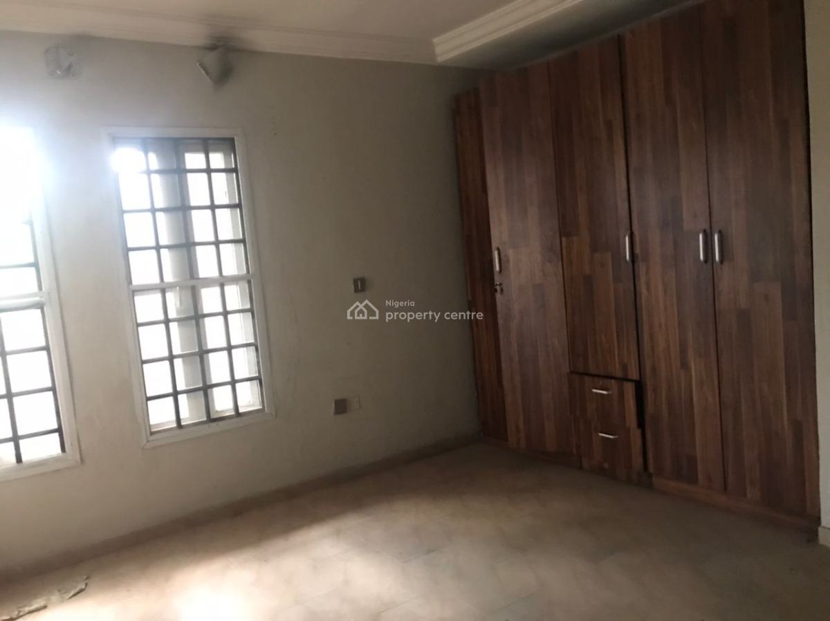 Luxury 3 Bedroom Flat with Excellent Facilities, Pinnacle Estate, Ogedengbe Road, Off Oduduwa Road, Apapa Gra, Apapa, Lagos, Flat / Apartment for Sale