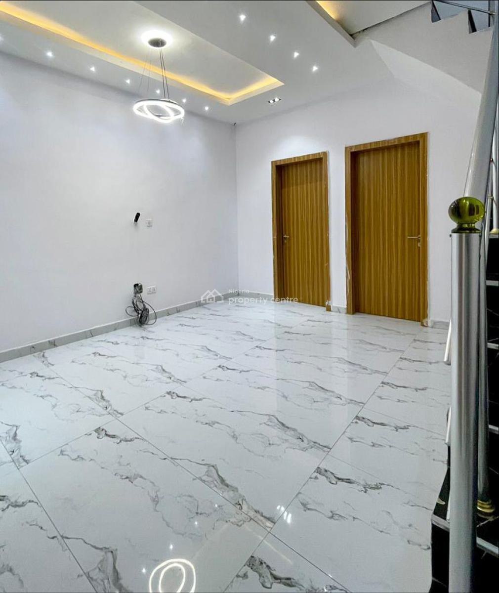 3 Bedroom Terrace Duplex, Ikota, Lekki, Lagos, Flat / Apartment for Sale