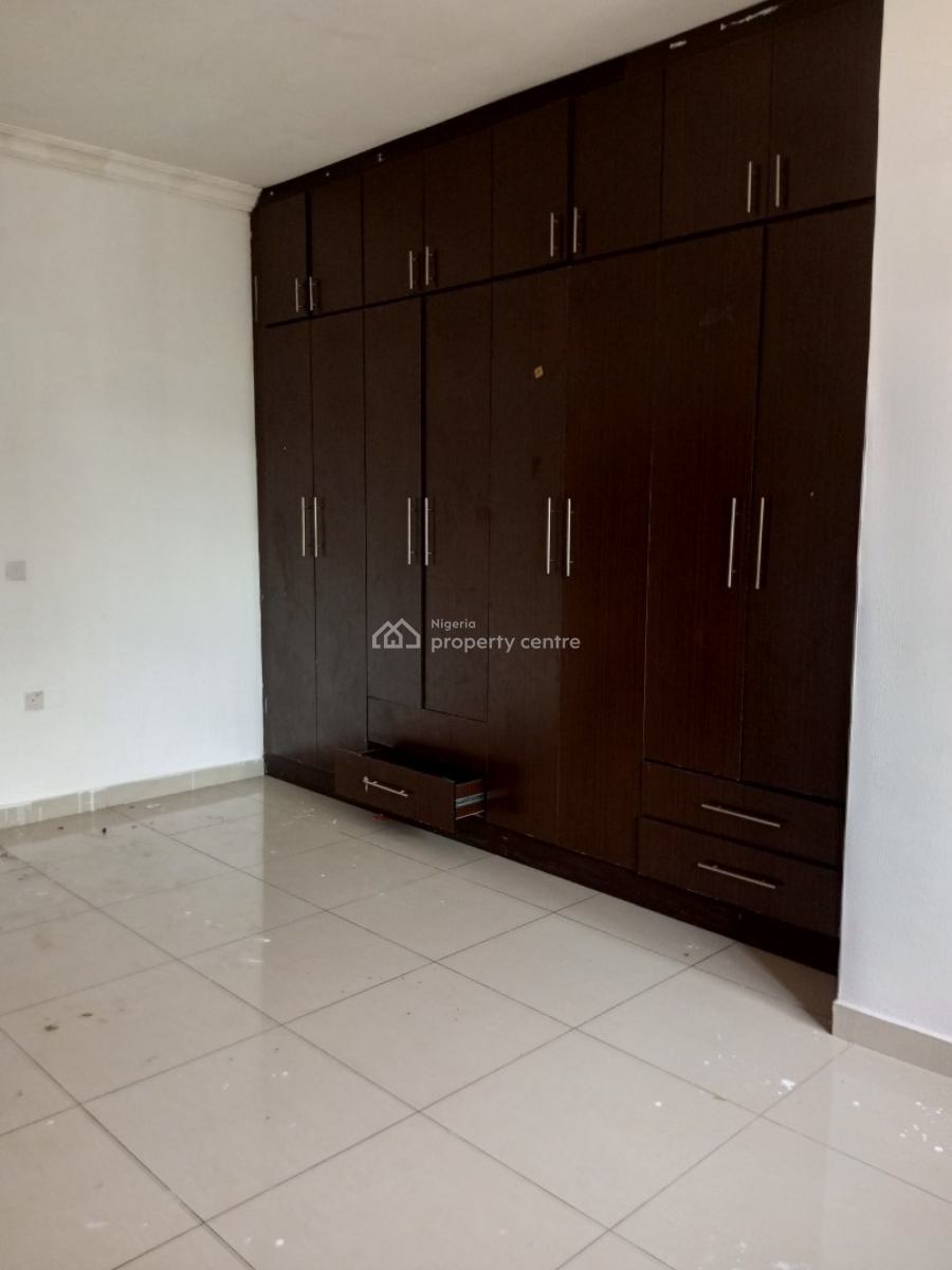 Spacious and Serviced 2 Bedroom Apartment, By Chisco Busstop, Ikate Elegushi, Lekki, Lagos, Flat / Apartment for Rent