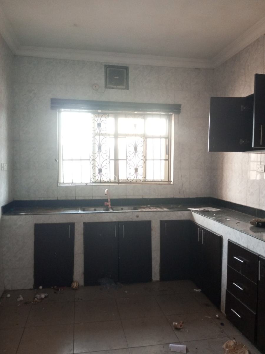 Spacious and Serviced 2 Bedroom Apartment, By Chisco Busstop, Ikate Elegushi, Lekki, Lagos, Flat / Apartment for Rent