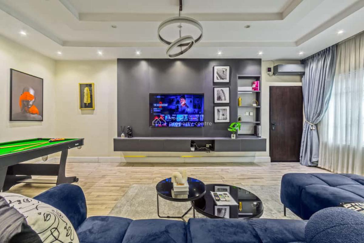 Luxury 3 Bedroom with a Pool, Ps5 and Snooker, Imax Cinema, Lekki Phase 1, Lekki, Lagos, Flat / Apartment Short Let