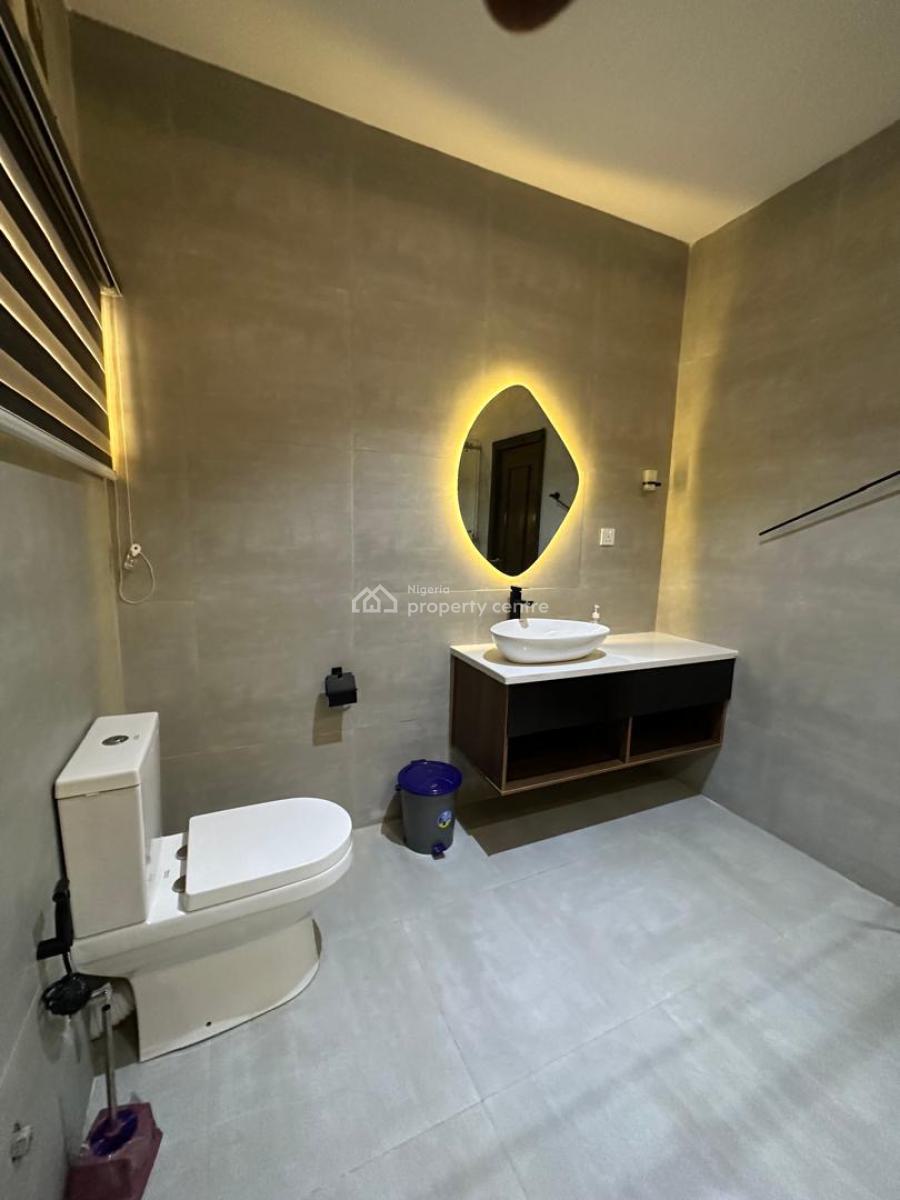 1 Bed with Pool, Snooker Board & Other Top Notch Amenities Available F, Lekki Phase 2, Lekki, Lagos, Flat / Apartment Short Let