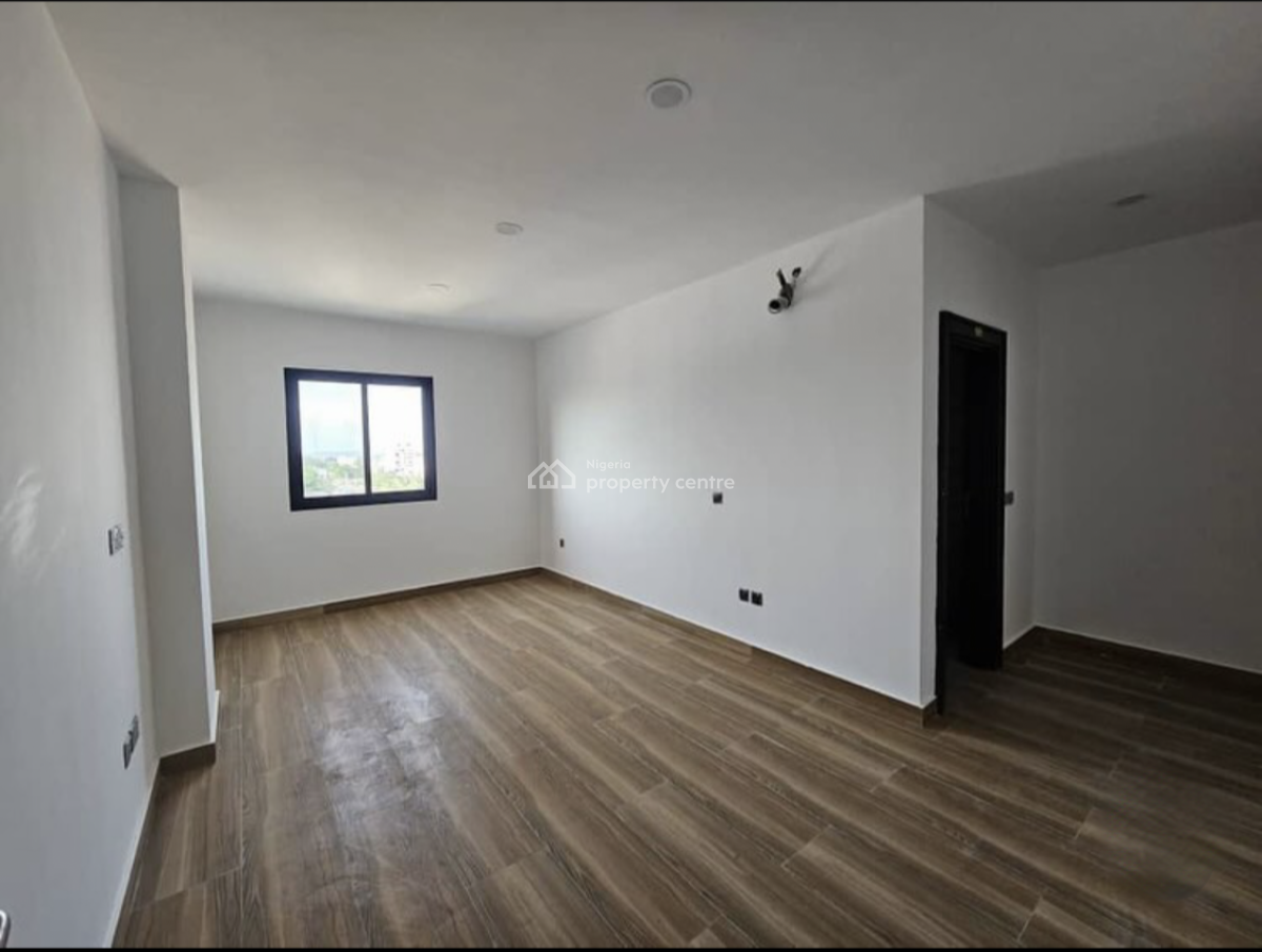 Immaculate 4 Bedroom Loft on The First Floor, Before Banana Island, Ikoyi, Lagos, Flat / Apartment for Rent