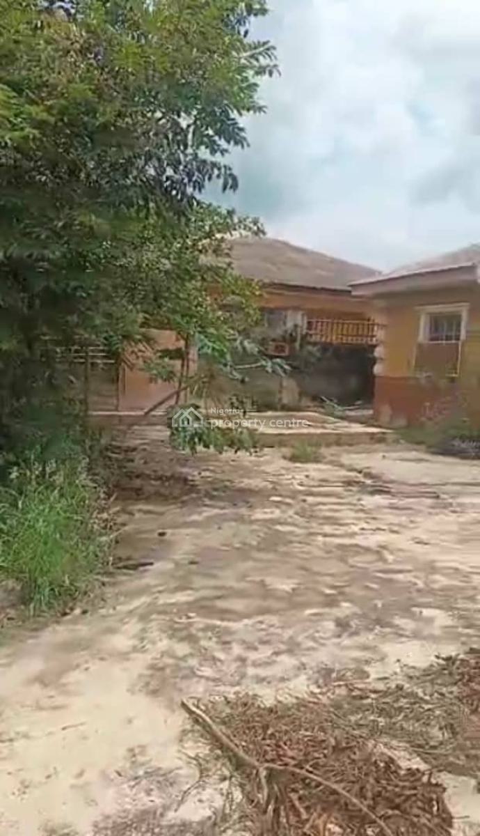 3 Bedroom Detached Bungalow, Magboro, Ogun, Detached Bungalow for Sale