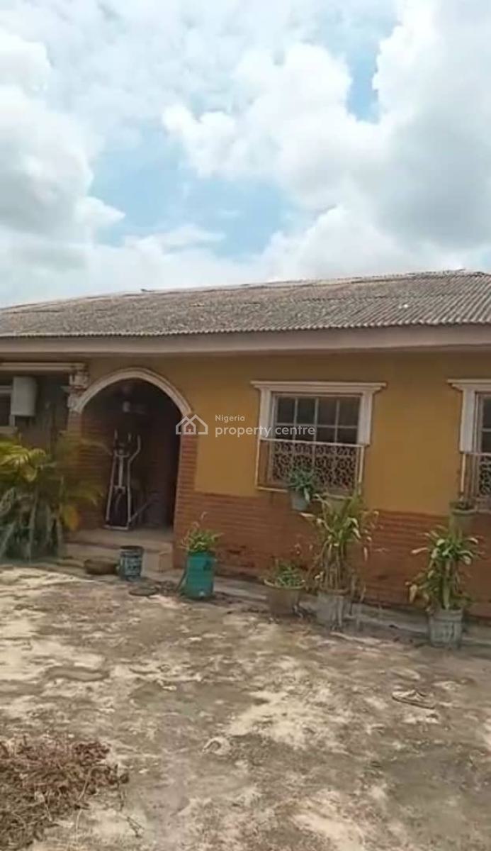3 Bedroom Detached Bungalow, Magboro, Ogun, Detached Bungalow for Sale