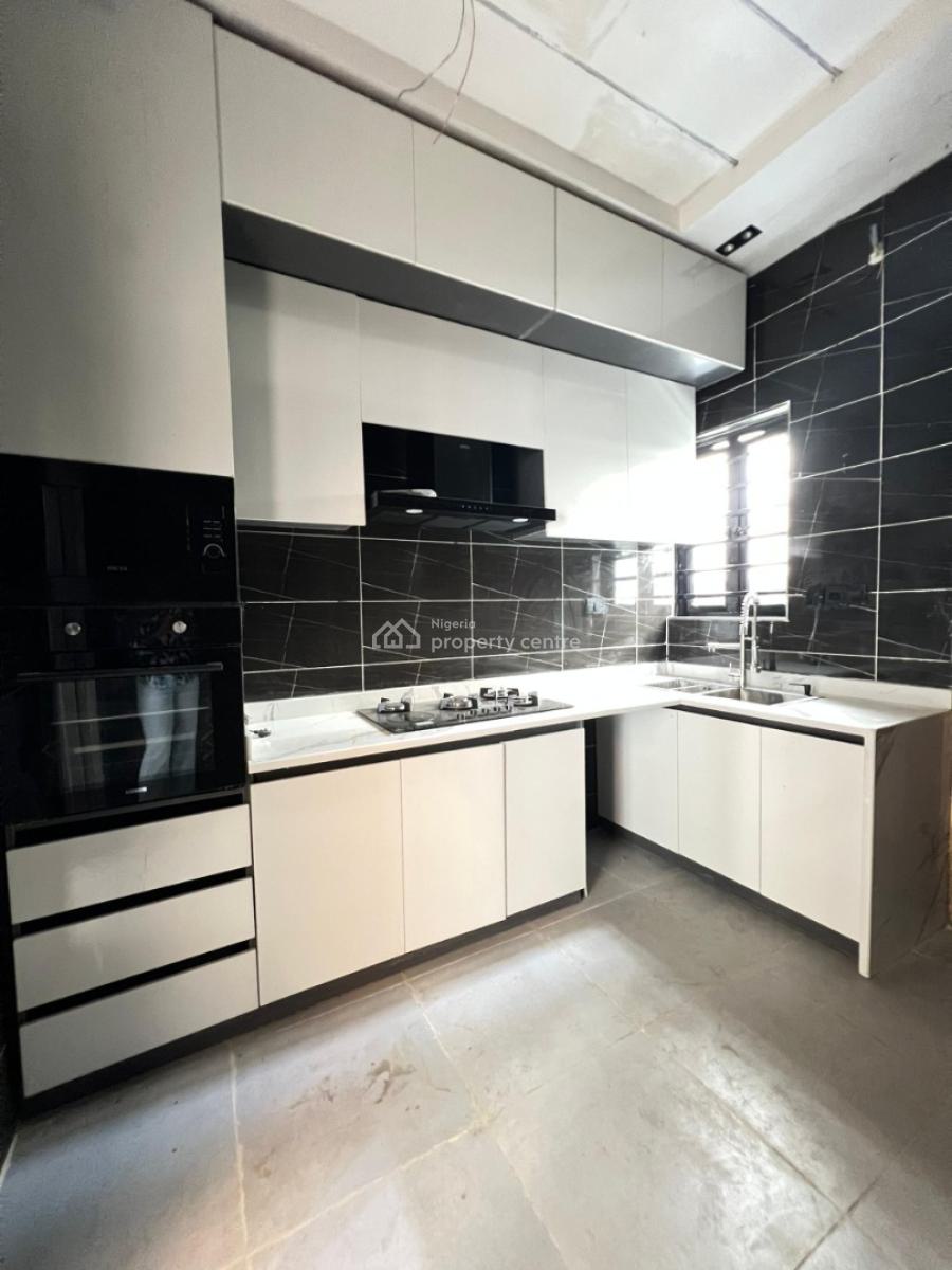 Very Spacious 4 Terraced Duplex with Bq in a Serene Environment, Ikota, Lekki, Lagos, Terraced Duplex for Sale