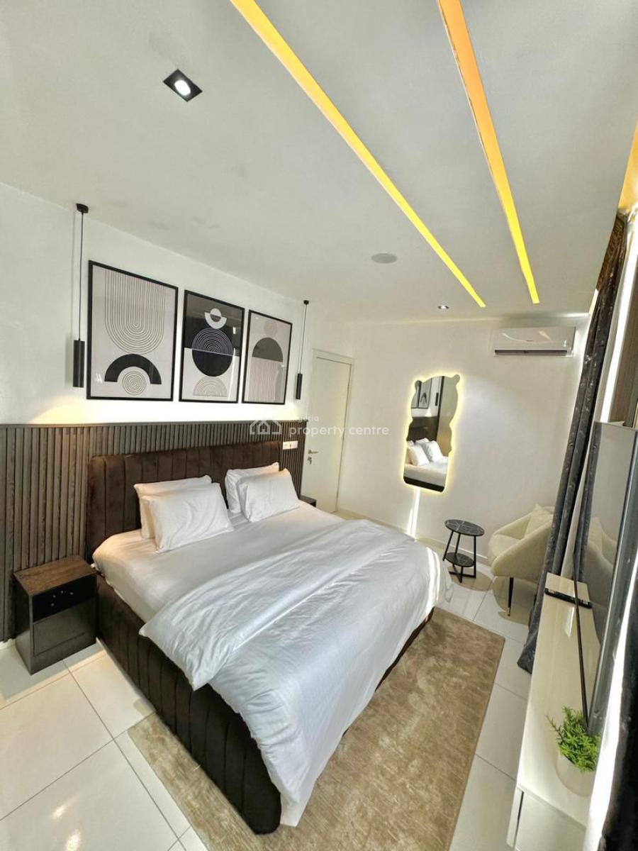 Luxury 2 Bed + Pool + Gym + Ps5, Gbangbala Street,ikate, Lekki, Lagos, Flat / Apartment Short Let