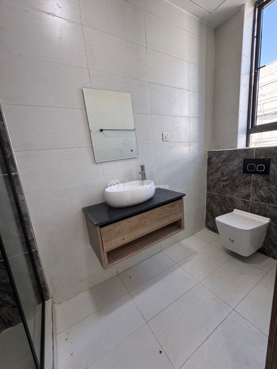 Spacious Newly Built 2 Bedroom Flat with Elevator, Ikate, Ikate, Lekki, Lagos, Block of Flats for Sale