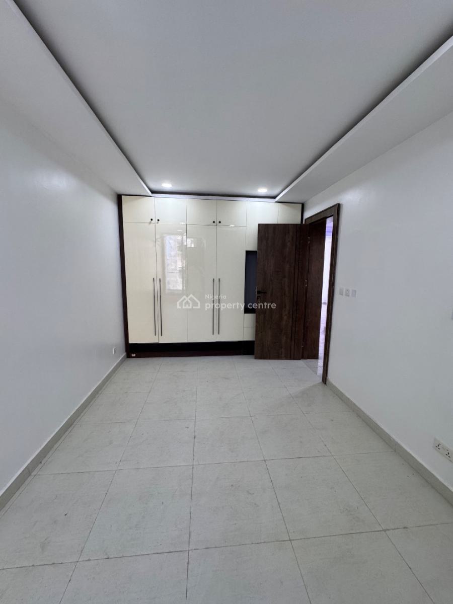Spacious Newly Built 2 Bedroom Flat with Elevator, Ikate, Ikate, Lekki, Lagos, Block of Flats for Sale