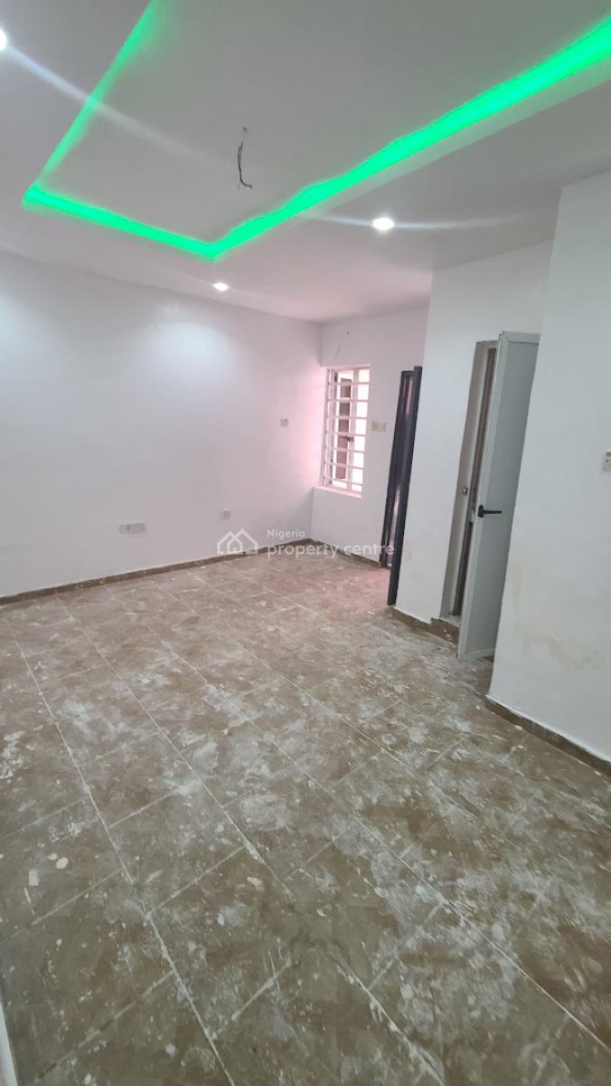 Lovely 1bedroom Flat Ground-floor Ensuite, Off Aborishade Road, Lawanson, Surulere, Lagos, Mini Flat (room and Parlour) for Rent