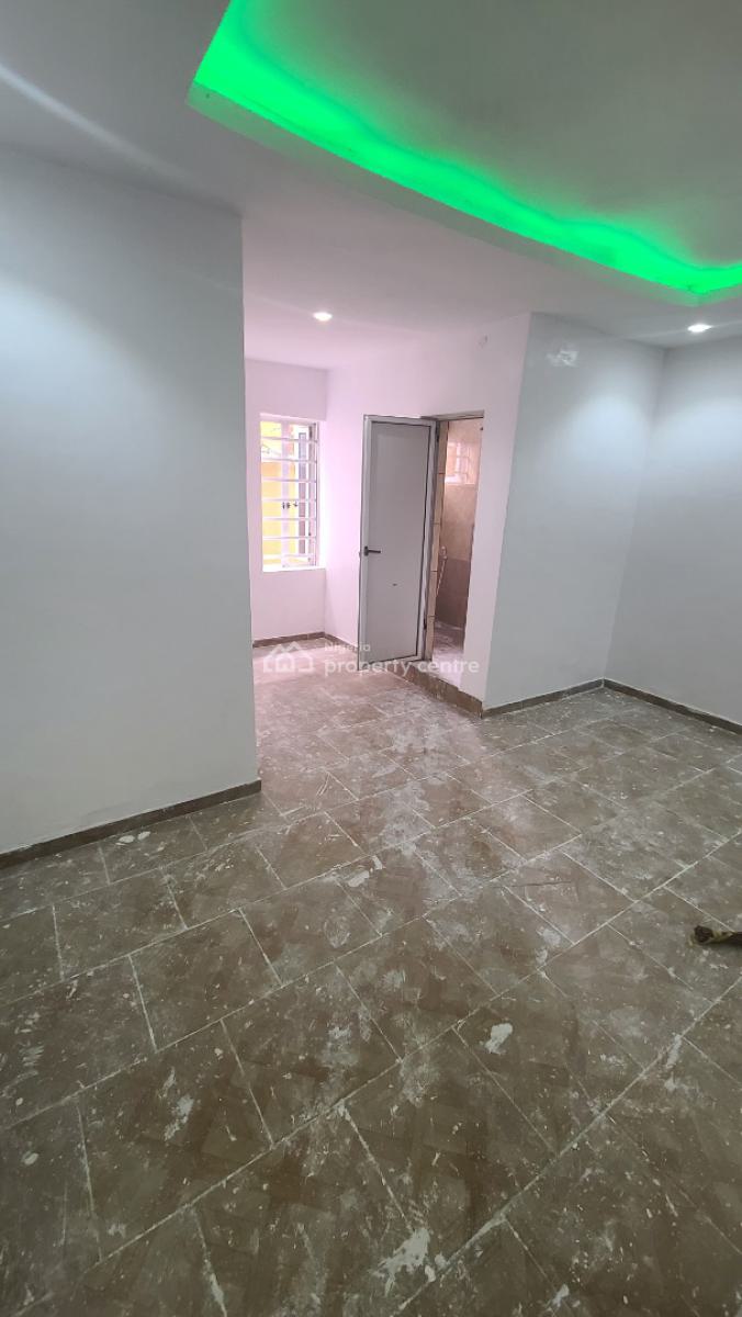 Lovely 1bedroom Flat Ground-floor Ensuite, Off Aborishade Road, Lawanson, Surulere, Lagos, Mini Flat (room and Parlour) for Rent