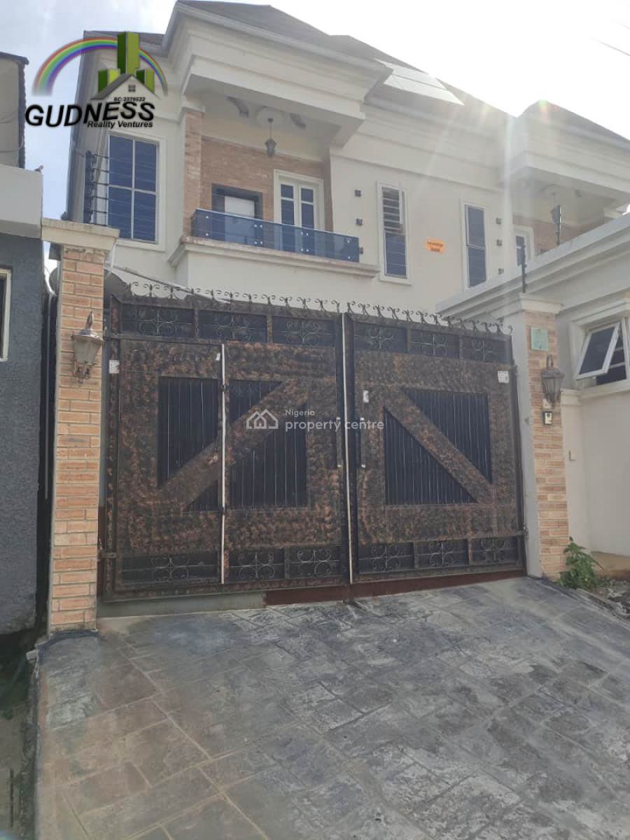 Lovely Master Bedroom Shared Apartment, Ikota, Lekki, Lagos, Flat / Apartment for Rent