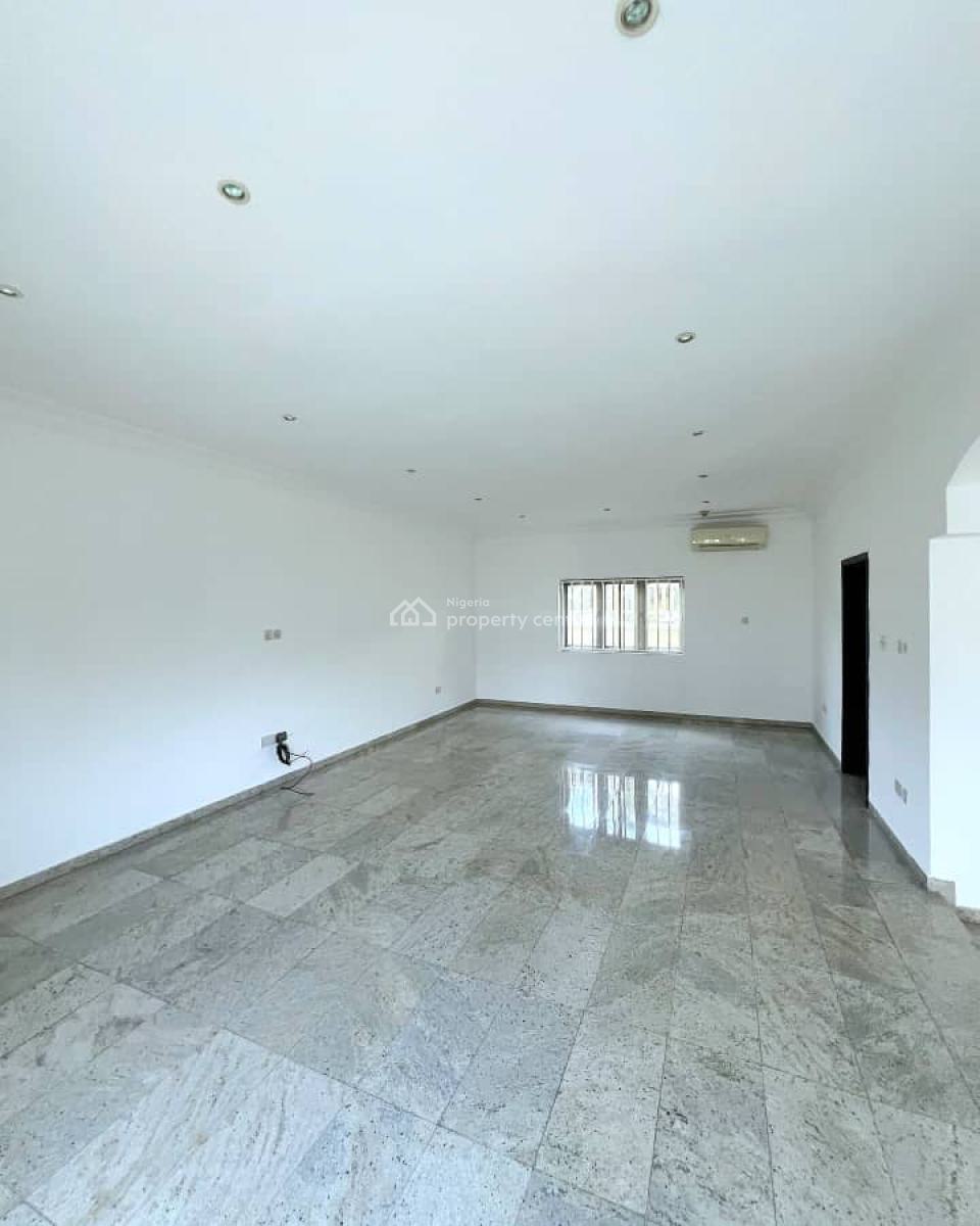 Spacious 3-bedroom Apartment, Lekki Phase 1, Lekki, Lagos, Flat / Apartment for Rent