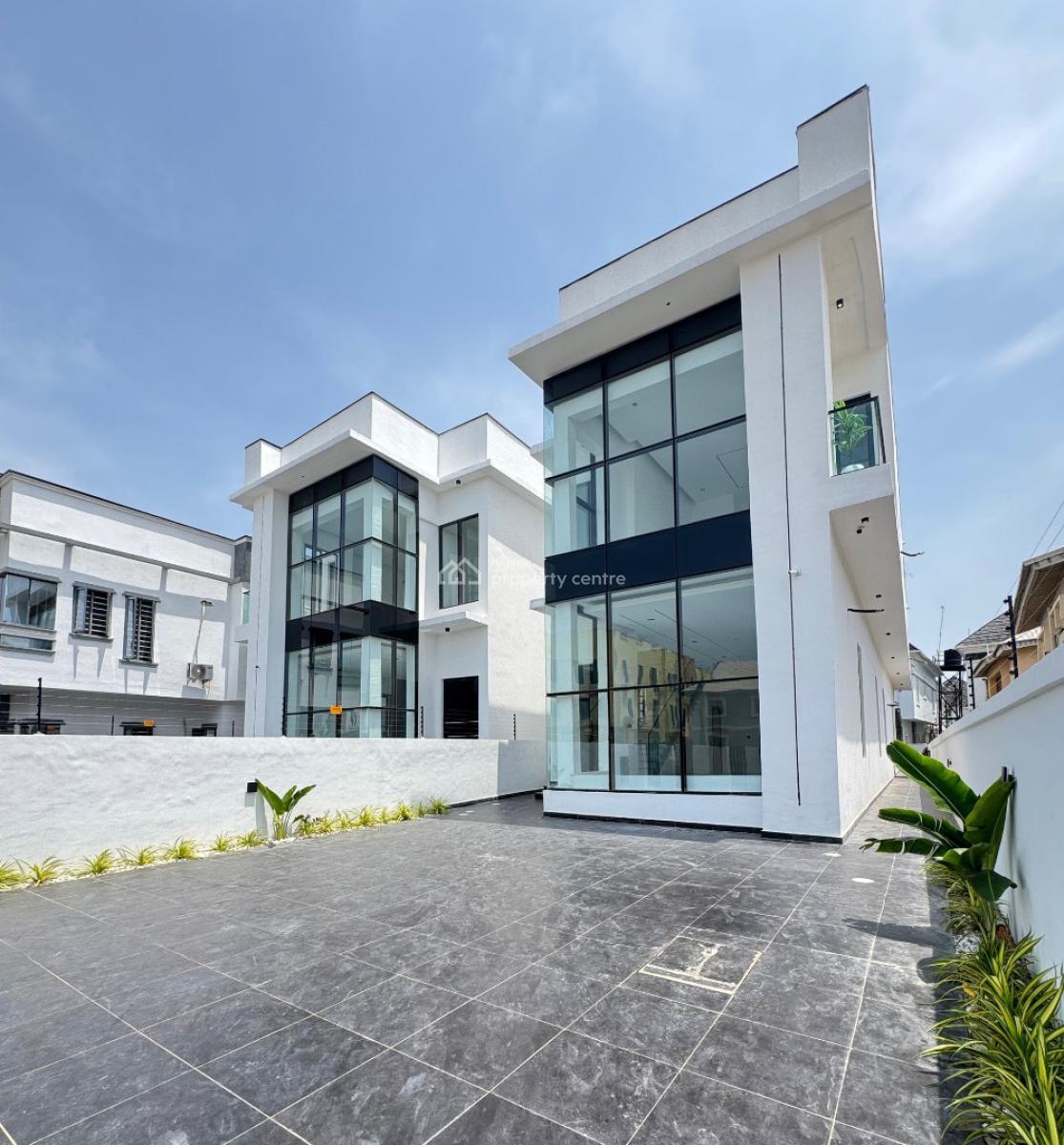 Magnificent 5 Bedrooms with a Private Pool, Ikota, Lekki, Lagos, Detached Duplex for Sale