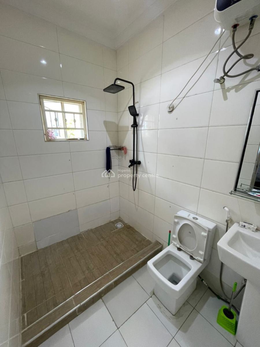Fairly Used 3 Bedrooms Bungalow with Bq, Extension Off 6th Avenue, Gwarinpa, Abuja, Detached Bungalow for Sale