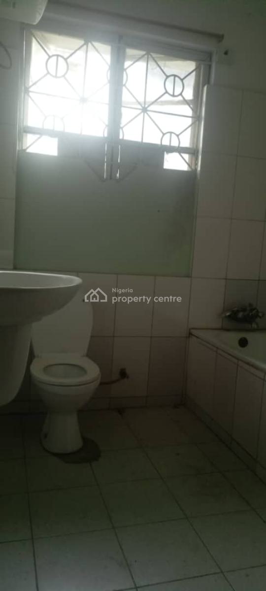 Decent 3 Bedroom Apartments, Obaniko Estate, Gbagada, Lagos, Flat / Apartment for Rent