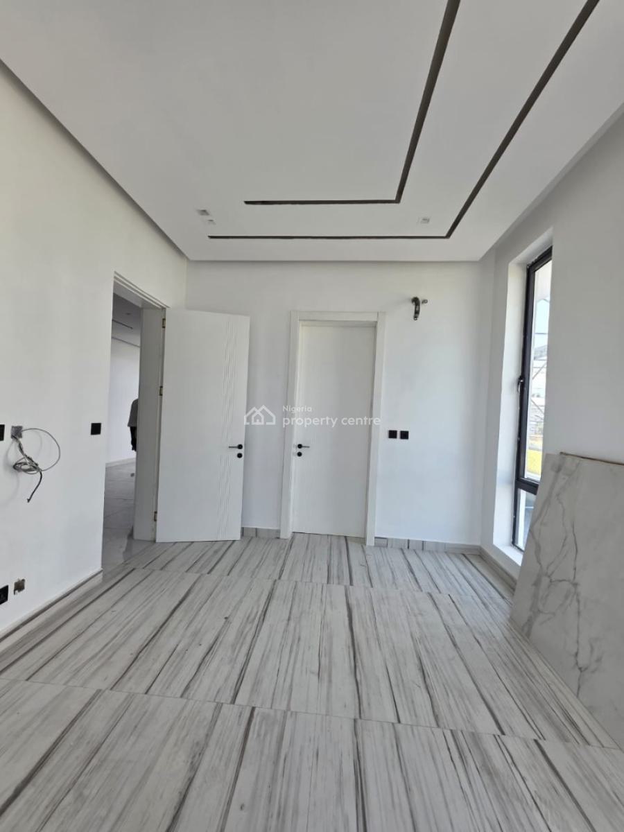 Spacious 5bedroom Semi Detached House with Pool and Bq, Ikate Lekki, Lekki, Lagos, Semi-detached Duplex for Sale