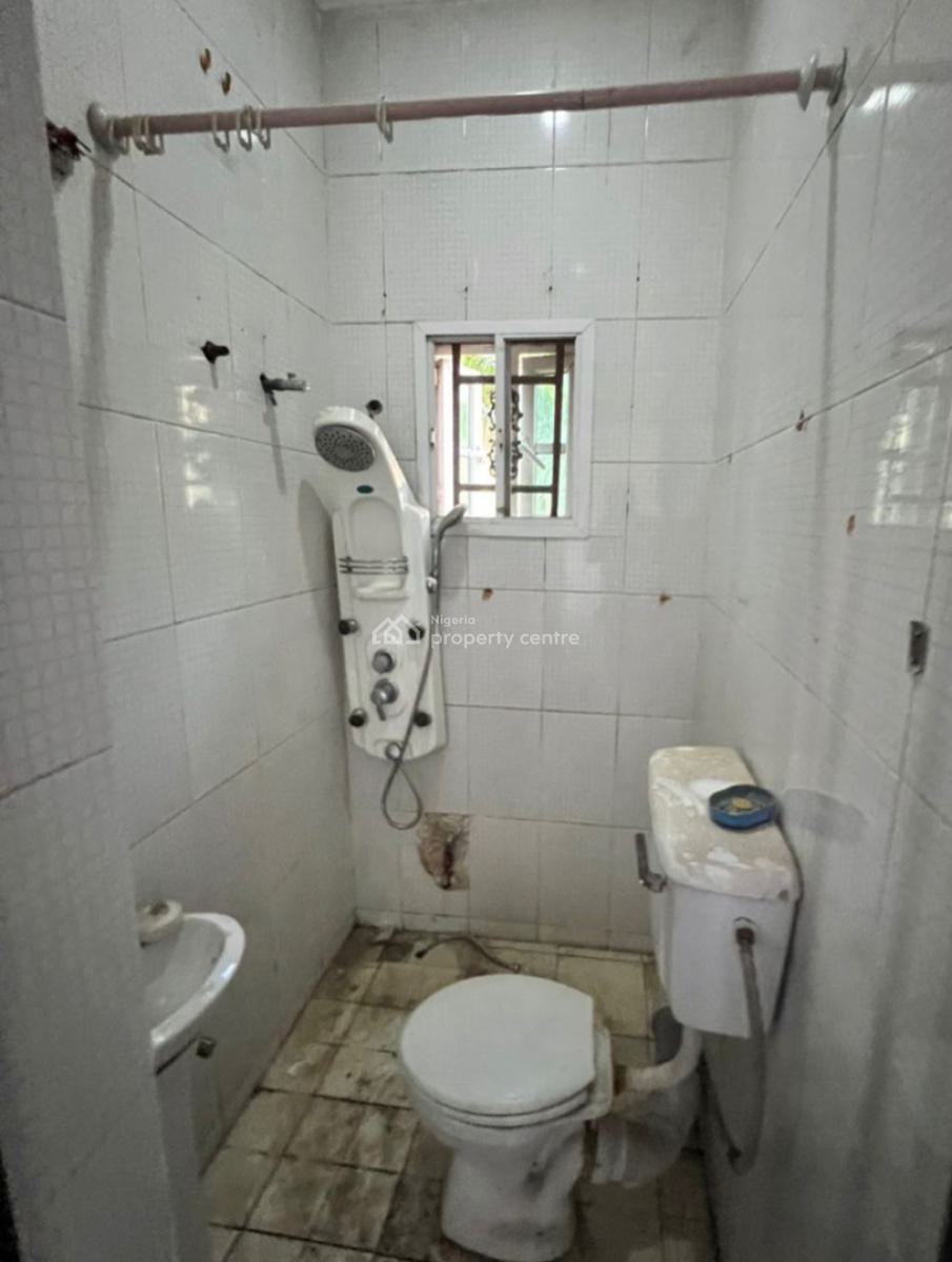 Standard 2 Bedroom Apartment, Off 4th Avenue, Gwarinpa, Abuja, Flat / Apartment for Rent