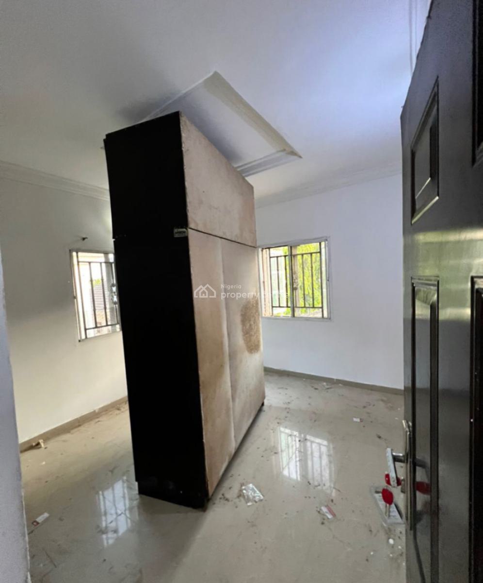 Standard 2 Bedroom Apartment, Off 4th Avenue, Gwarinpa, Abuja, Flat / Apartment for Rent