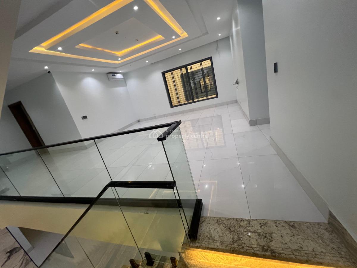 Contemporary 5 Bedroom Detached Duplex!!!, : Lekki Phase 1, Lekki Phase 1, Lekki, Lagos, Flat / Apartment for Sale