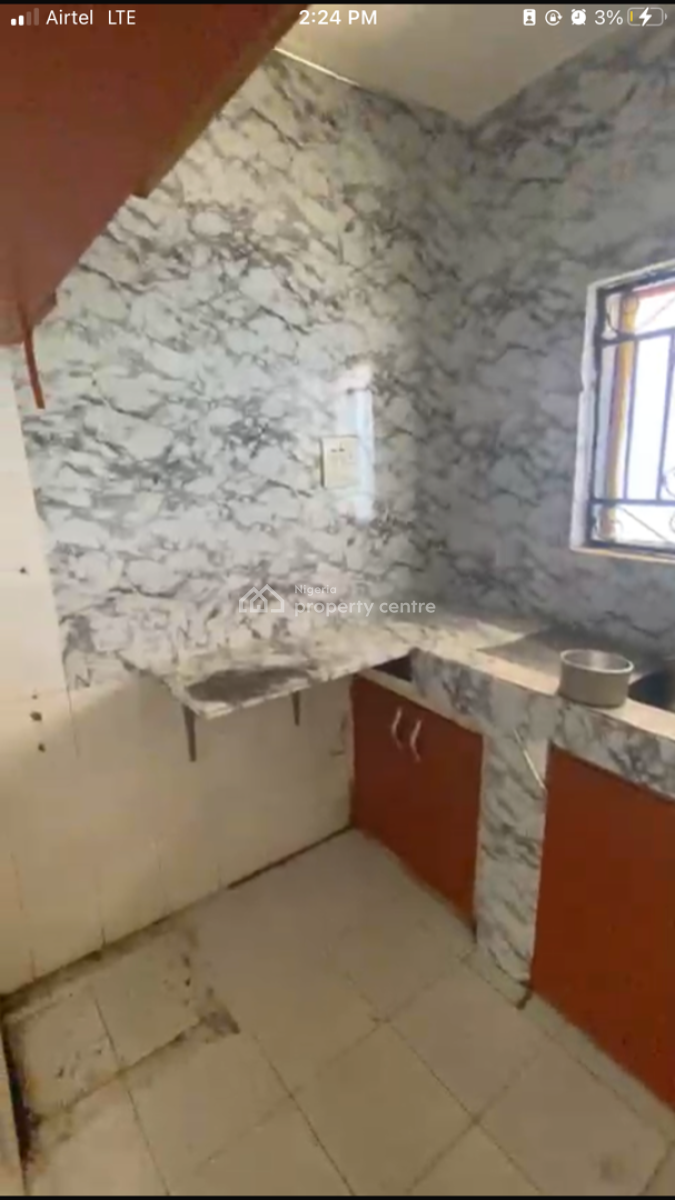 Standard 1 Bedroom Bq, Off 4th Avenue, Gwarinpa, Abuja, Detached Bungalow for Rent