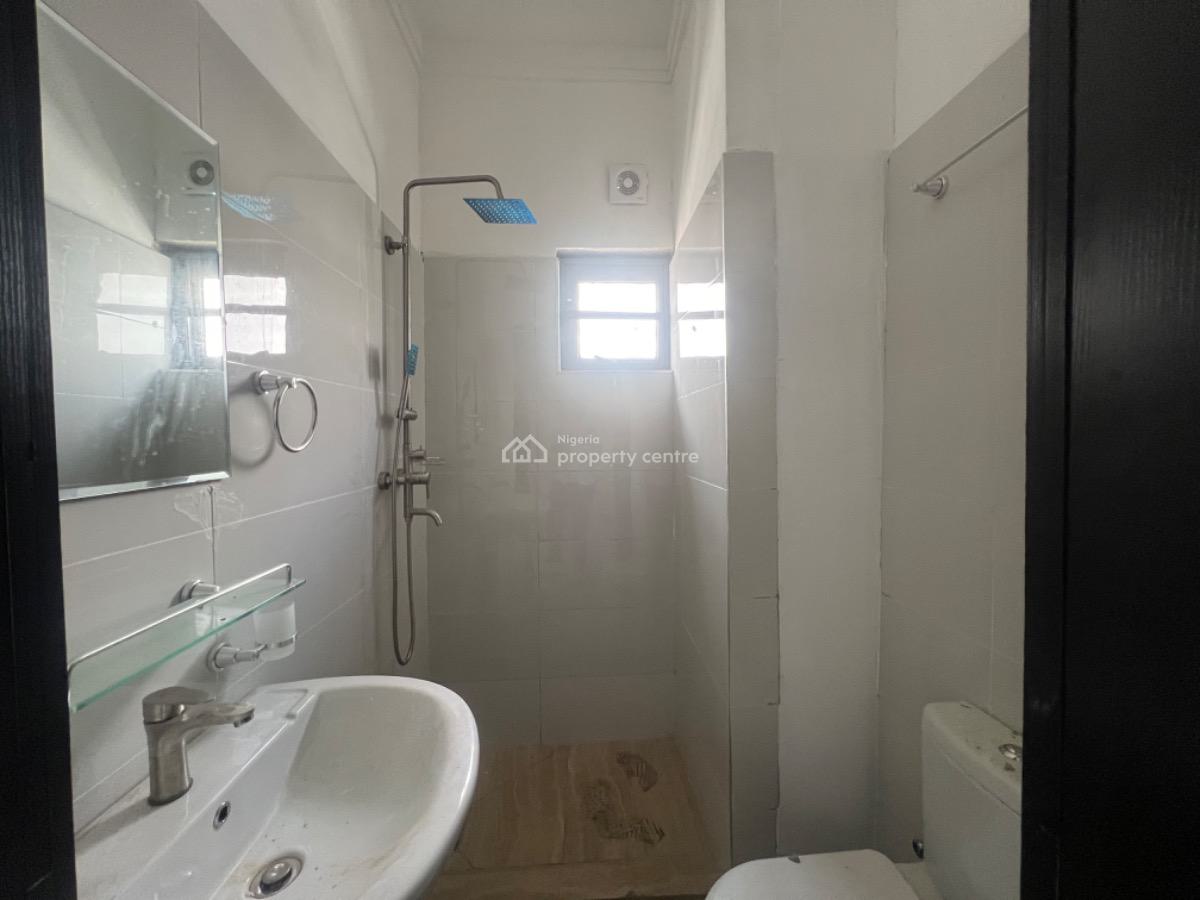2 Bedroom Apartment, Off Palace Road, Oniru, Victoria Island (vi), Lagos, Flat / Apartment for Rent
