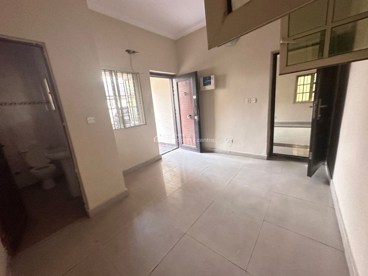 5 Bedroom Terrace Duplex, Off Hakeem Dickson, Lekki Phase 1, Lekki, Lagos, Terraced Duplex for Rent