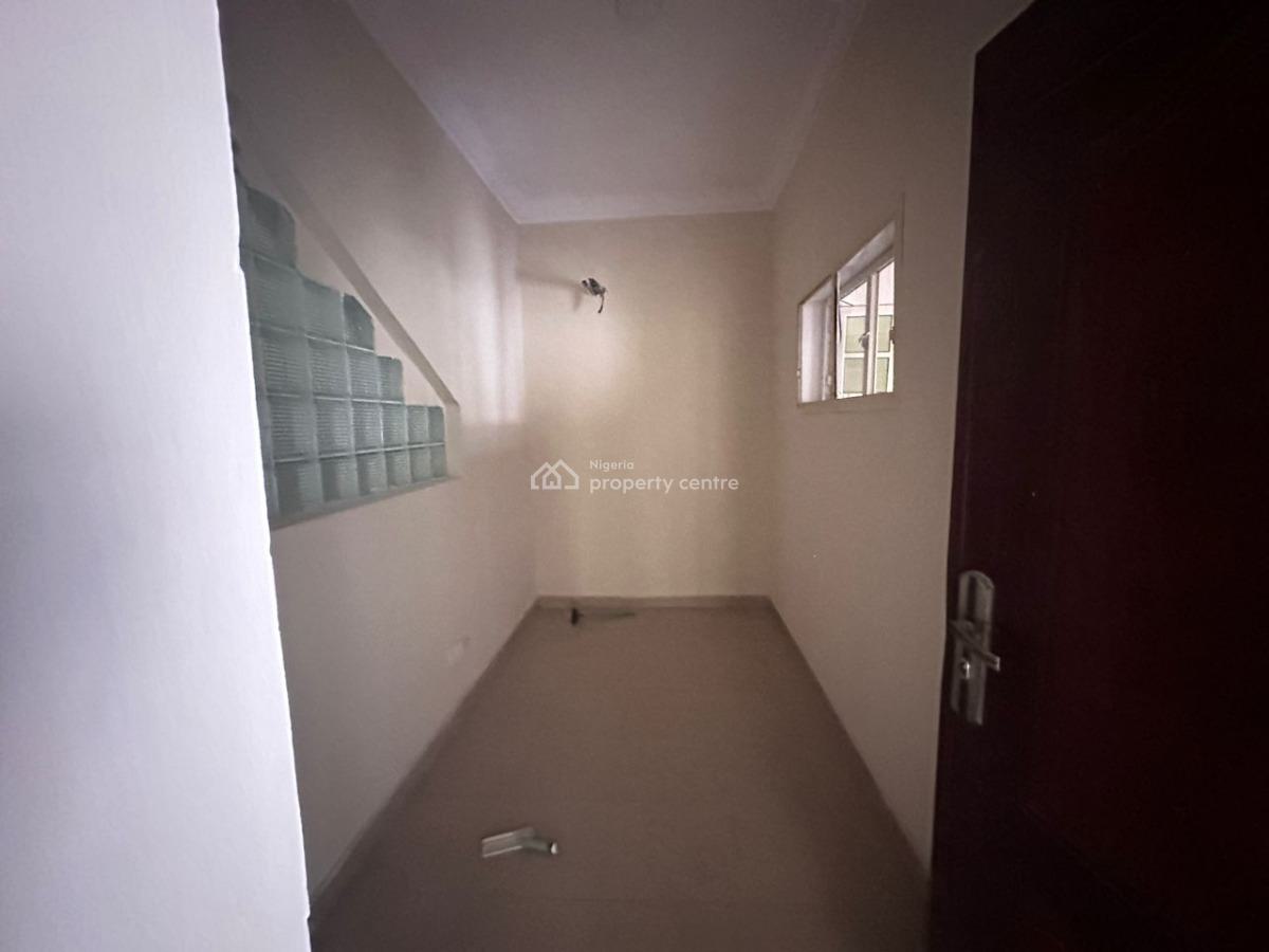 5 Bedroom Terrace Duplex, Off Hakeem Dickson, Lekki Phase 1, Lekki, Lagos, Terraced Duplex for Rent