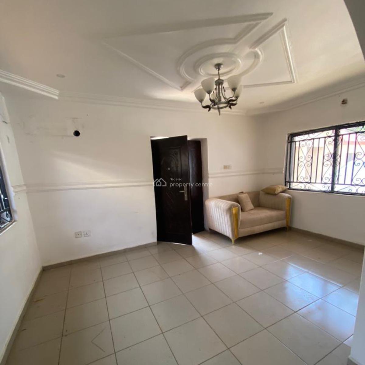 Clean 1 Bedroom Bq, 4th Avenue, Gwarinpa, Abuja, Mini Flat (room and Parlour) for Rent