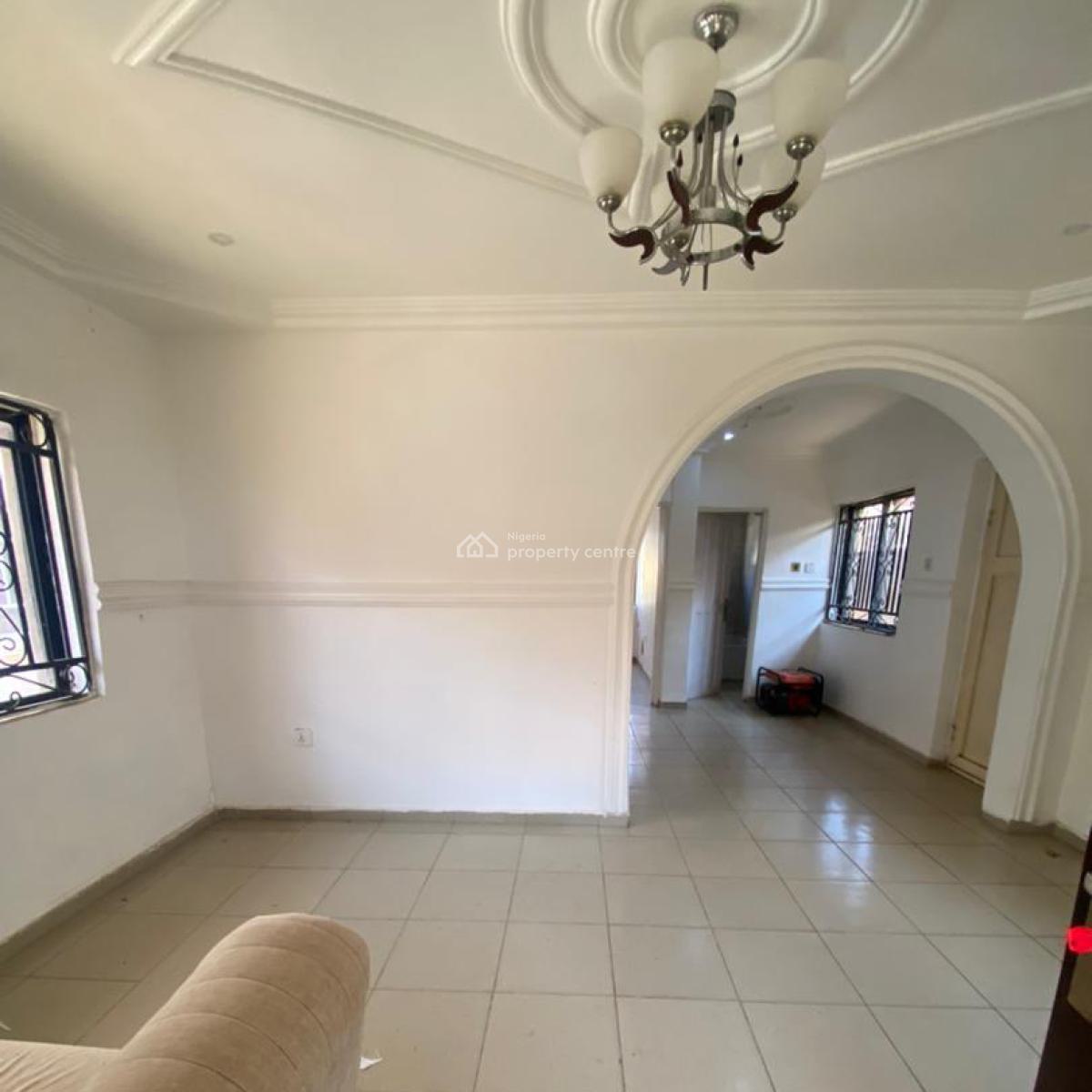 Clean 1 Bedroom Bq, 4th Avenue, Gwarinpa, Abuja, Mini Flat (room and Parlour) for Rent