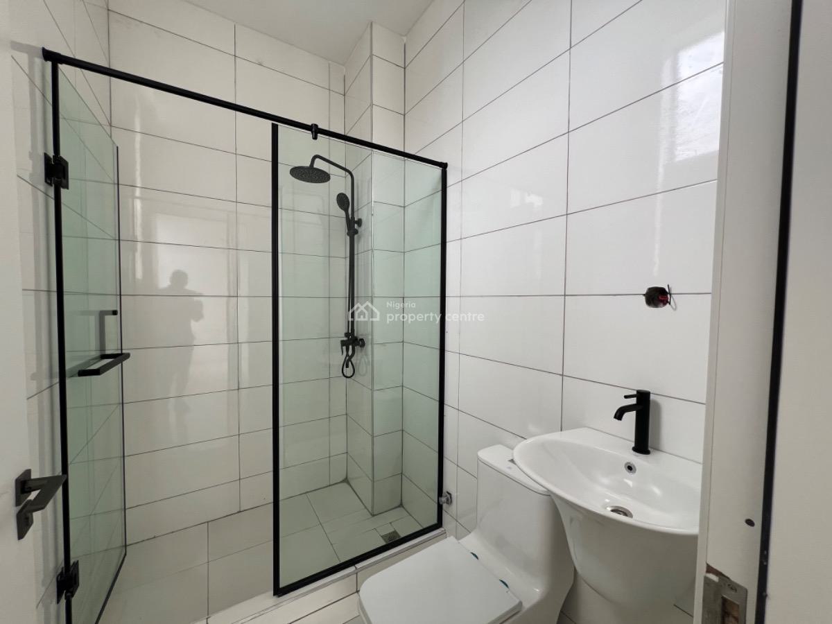 Luxury 2 Bedroom Apartment, Lekki Phase 1 Right, Lekki Phase 1, Lekki, Lagos, Flat / Apartment for Sale