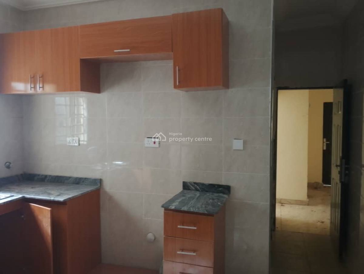 3-bedroom Flat with Bq, Custom Quarters, Karmo, Abuja, Flat / Apartment for Rent
