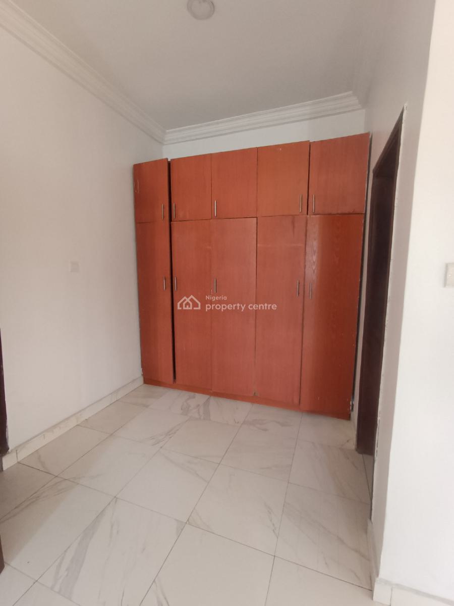 3 Bedroom Flat, Ogidan, Near Blenco, Sangotedo, Ajah, Lagos, Flat / Apartment for Rent