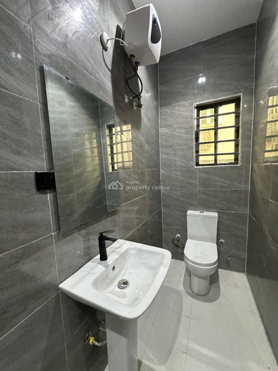 Newly Built 2&3bedroom Apartment with Bq&elevator in Lekki Phase 1, Lekki Phase One ,lekki Lagos ,nigeria, Lekki Phase 1, Lekki, Lagos, Flat / Apartment for Sale