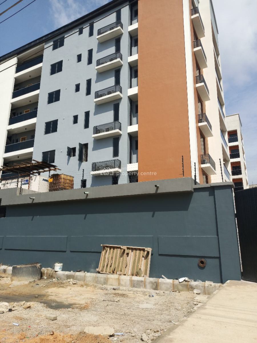 Newly Built 3bedroom Apartment with Bq, Spacious Rooms, in a Secure Environment, Lekki Phase 1, Lekki, Lagos, Block of Flats for Sale