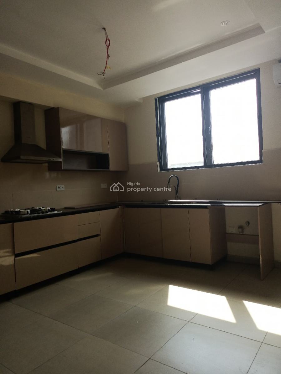 Newly Built 3bedroom Apartment with Bq, Spacious Rooms, in a Secure Environment, Lekki Phase 1, Lekki, Lagos, Block of Flats for Sale