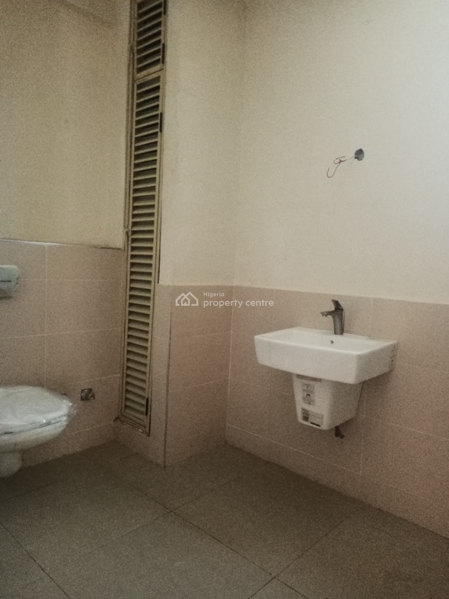 Newly Built 3bedroom Apartment with Bq, Spacious Rooms, in a Secure Environment, Lekki Phase 1, Lekki, Lagos, Block of Flats for Sale