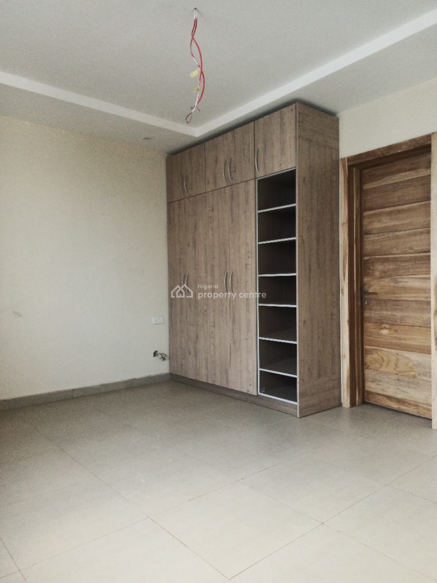Newly Built 3bedroom Apartment with Bq, Spacious Rooms, in a Secure Environment, Lekki Phase 1, Lekki, Lagos, Block of Flats for Sale