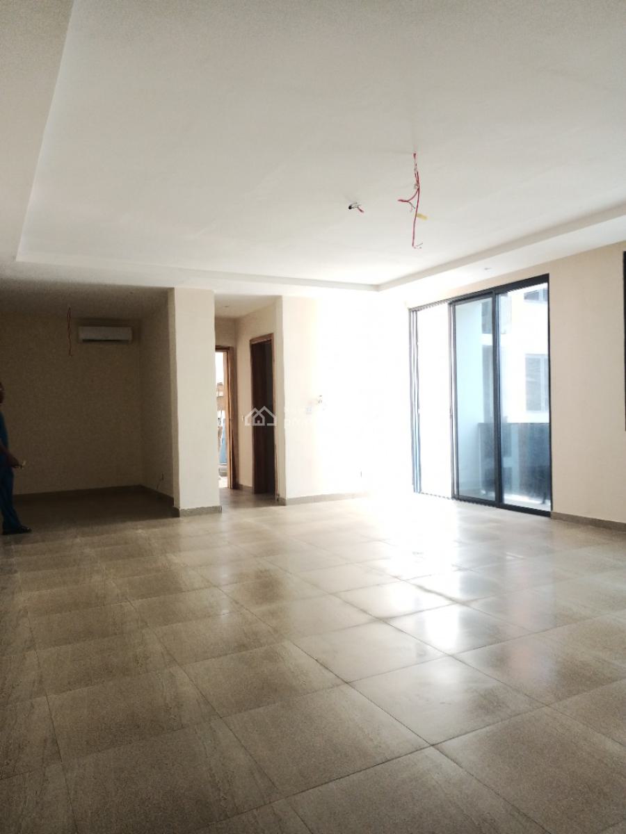 Newly Built 3bedroom Apartment with Bq, Spacious Rooms, in a Secure Environment, Lekki Phase 1, Lekki, Lagos, Block of Flats for Sale